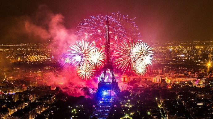 feux-artifice-paris.jpg